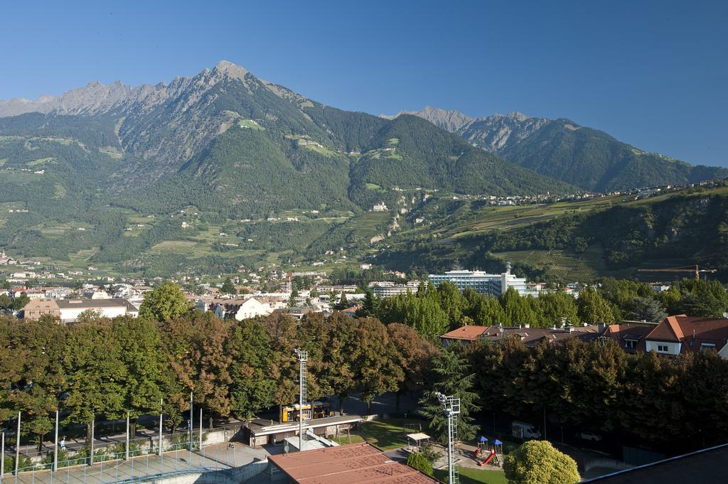 Hotel Lux Merano Exteriör bild