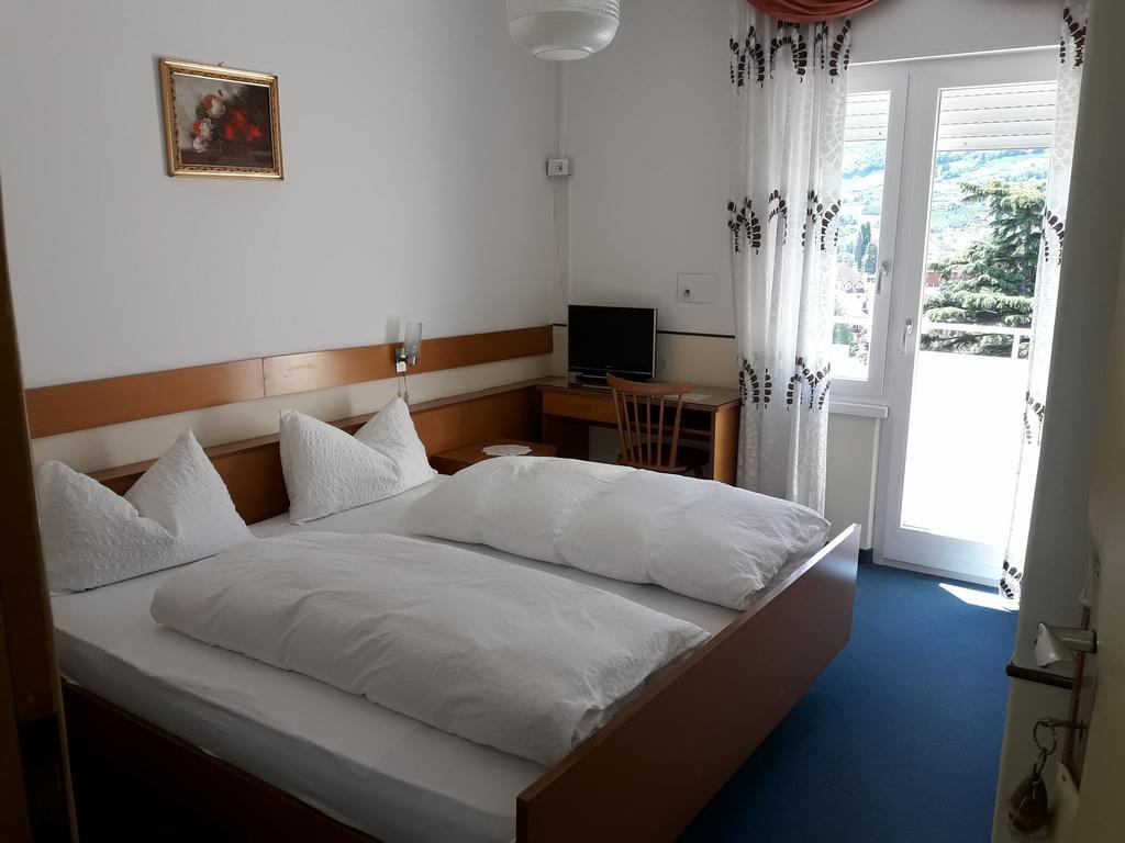 Hotel Lux Merano Exteriör bild
