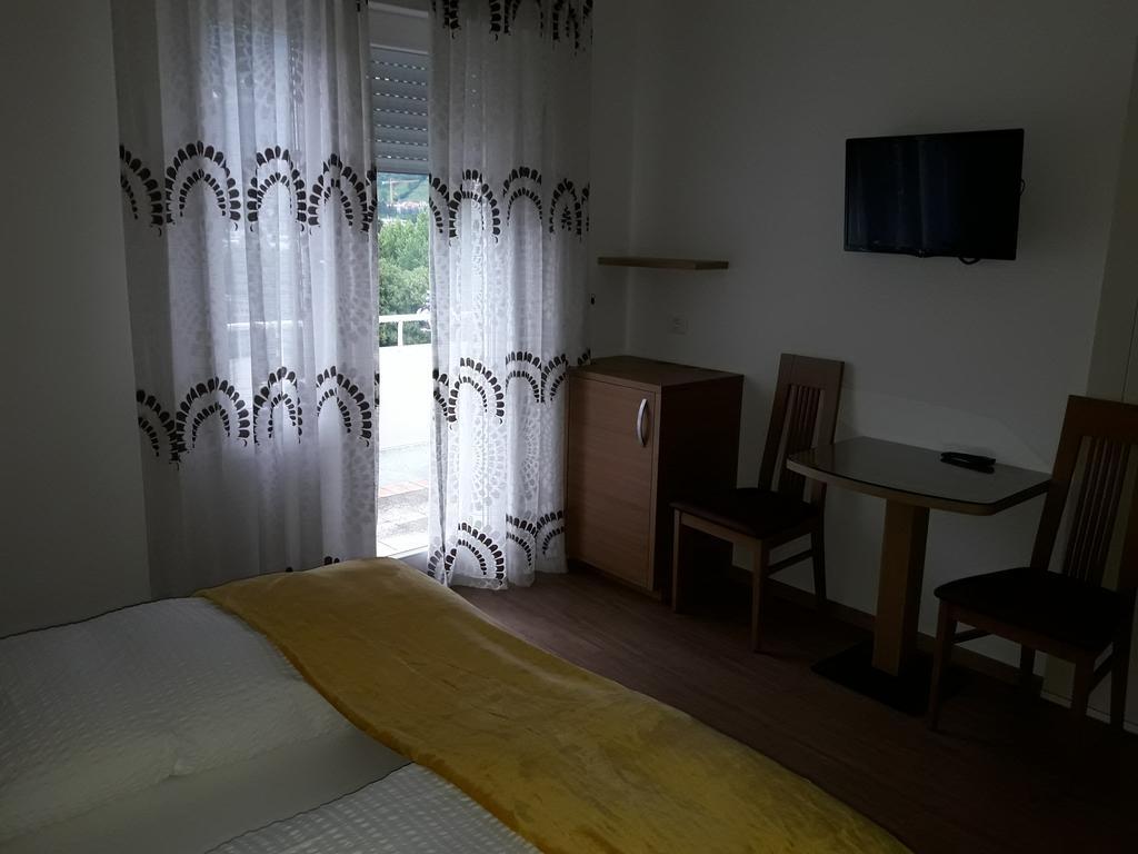 Hotel Lux Merano Exteriör bild