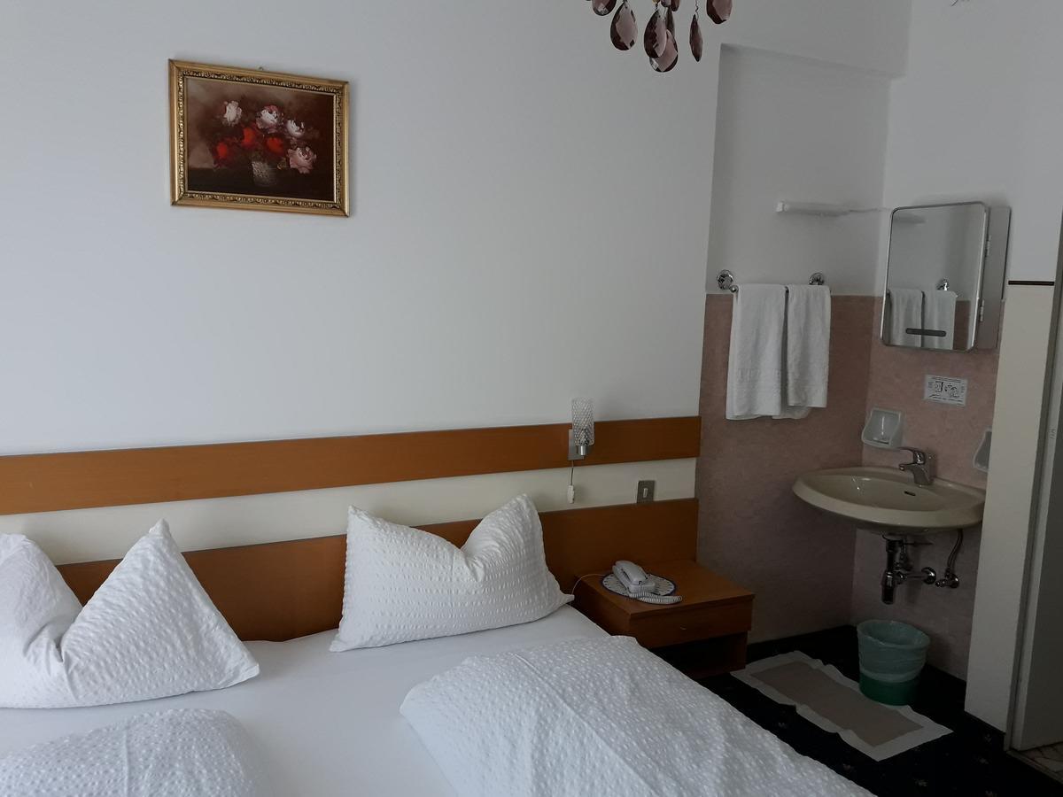 Hotel Lux Merano Exteriör bild